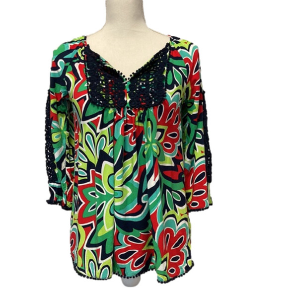 crown & ivy Tops - Crown & Ivy -Small - Tunic with Lace Inlay